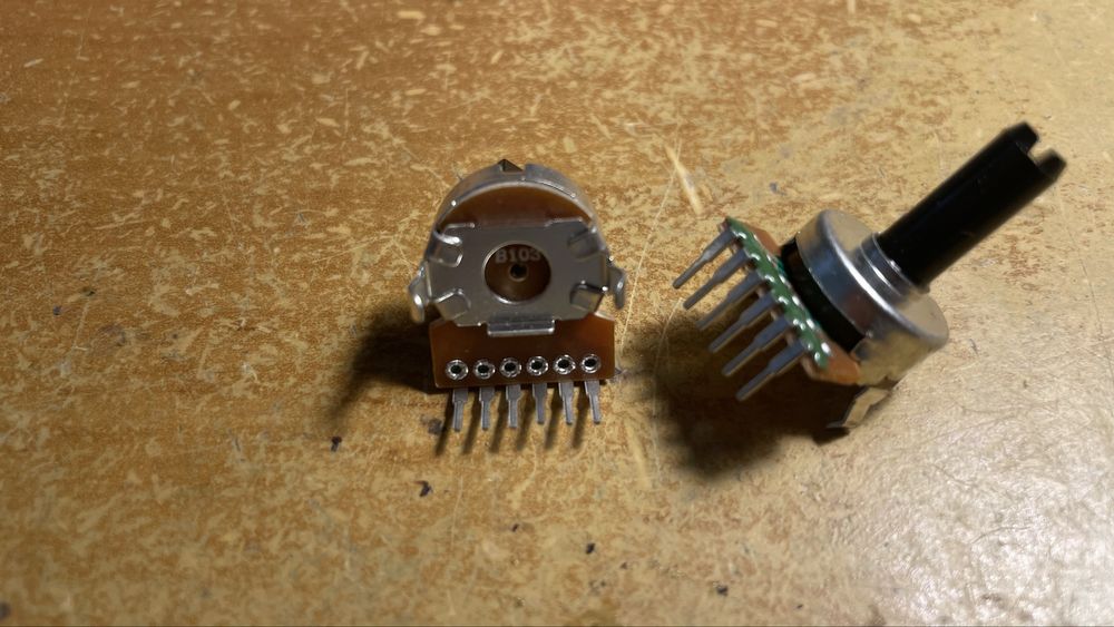 Potencjometry audio dwukanałowe