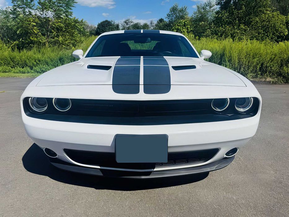 Dodge Challenger      2018