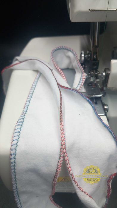 Overlock TOYOTA ustawiony na MEREŻKĘ   Gwarancja 12 miesiecy