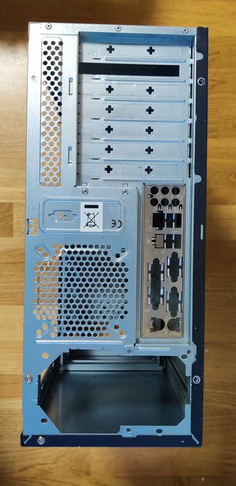 Корпус комп'ютера б/у - 100грн/150грн.