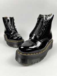 Dr. Martens Жіночі шкіряні черевики