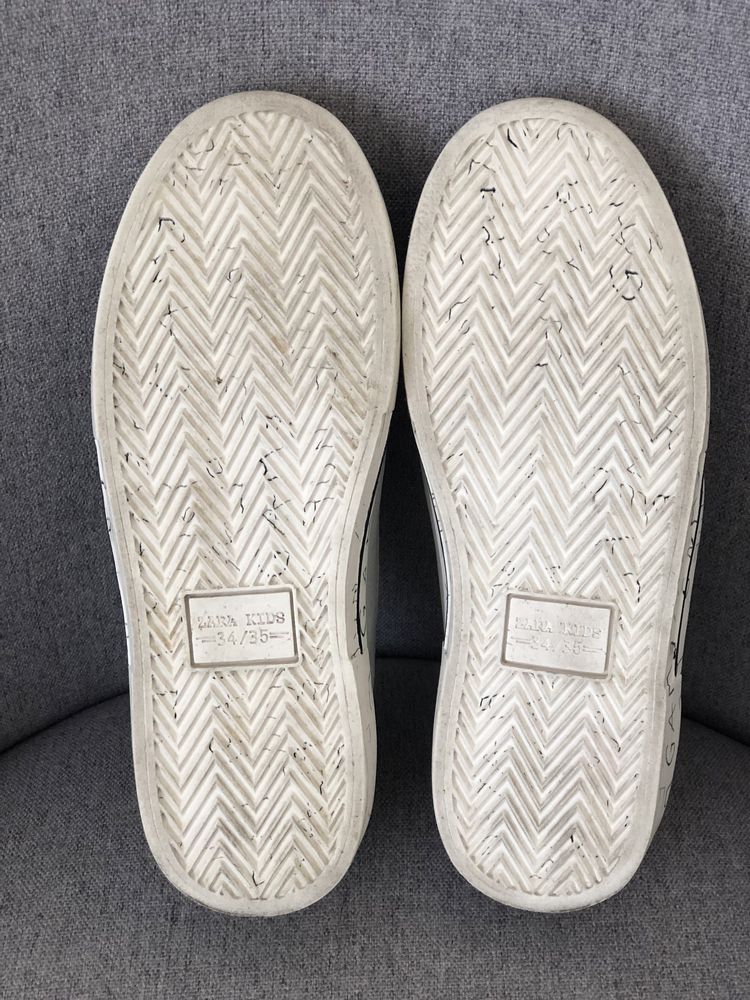 Buty ZARA szkolne wkładane biała podeszwa  Rozm. 35