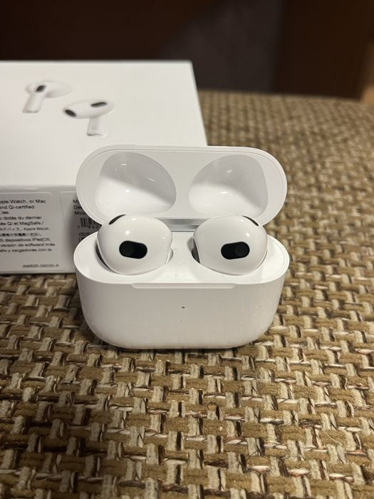Airpods 3 поколения