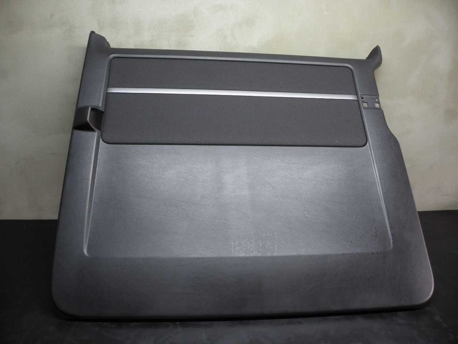 VW Multivan T6 boczek drzwi przesuwanych prawe