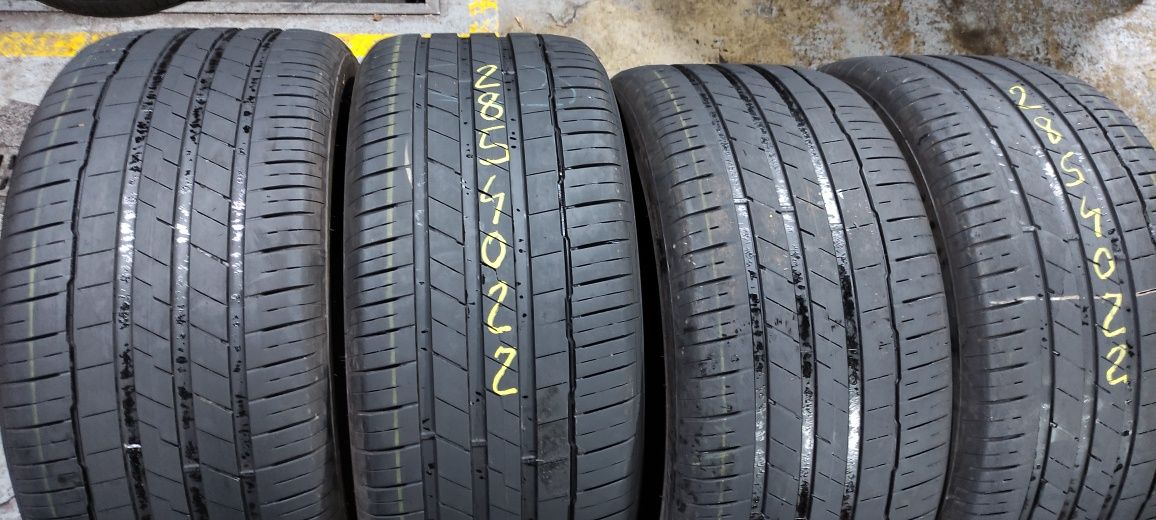 Pneus 285/40/22 hankook semi novos