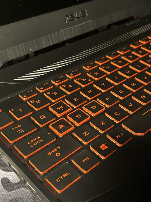 Laptop Asus TUF Gaming Ryzen5 16gb RAM
