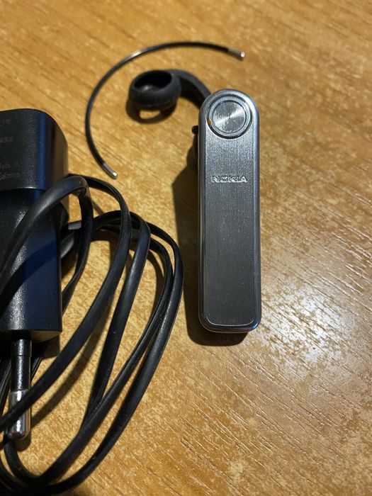 Блютуз гарнитура Nokia BH-702