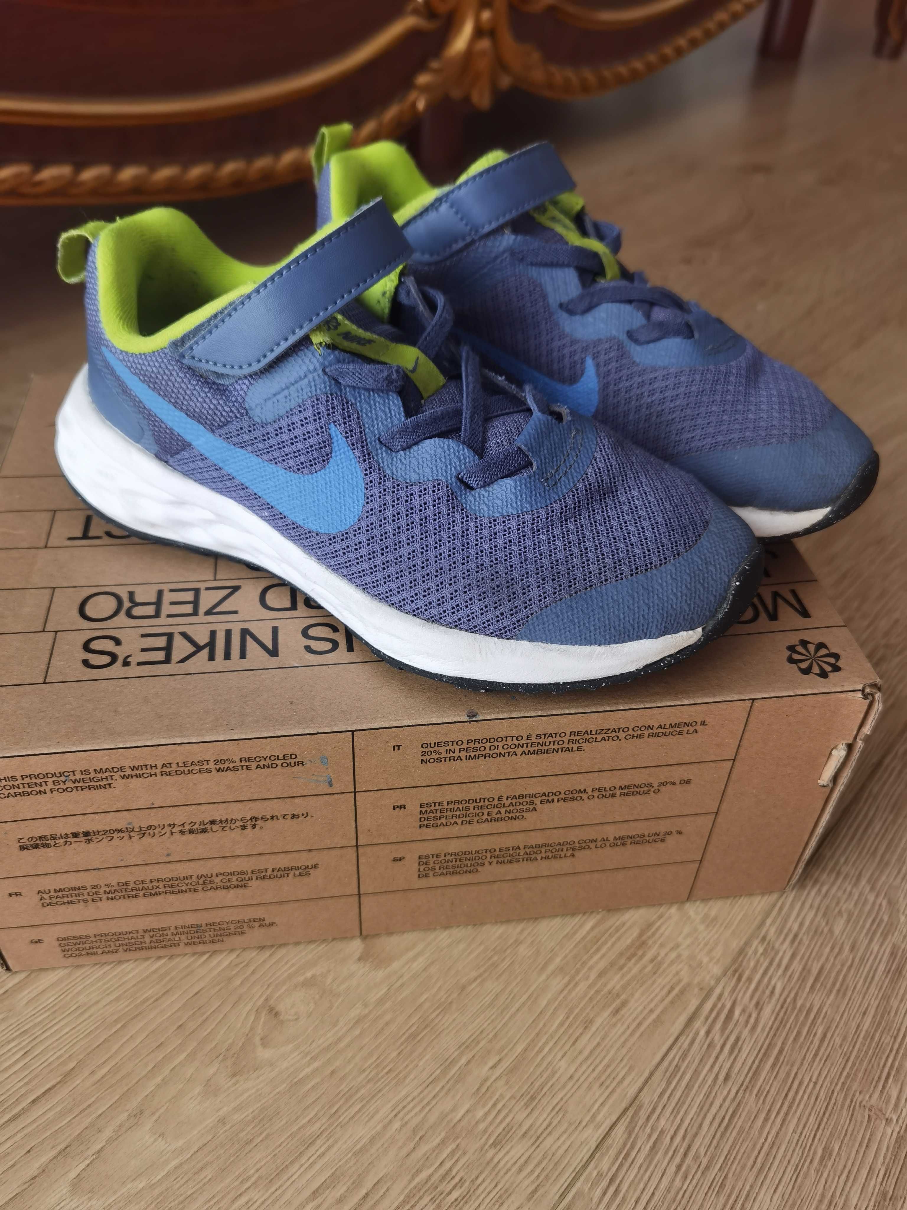 Sportowe buty Nike r.32 bds