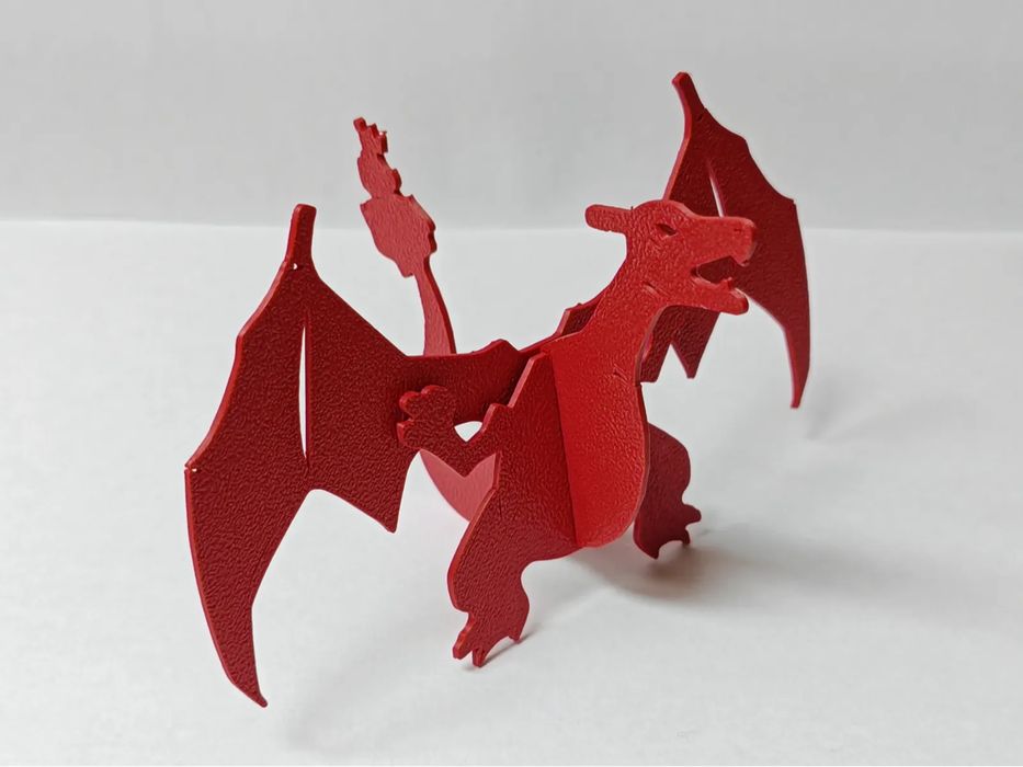 Charizard Articulado para Construir