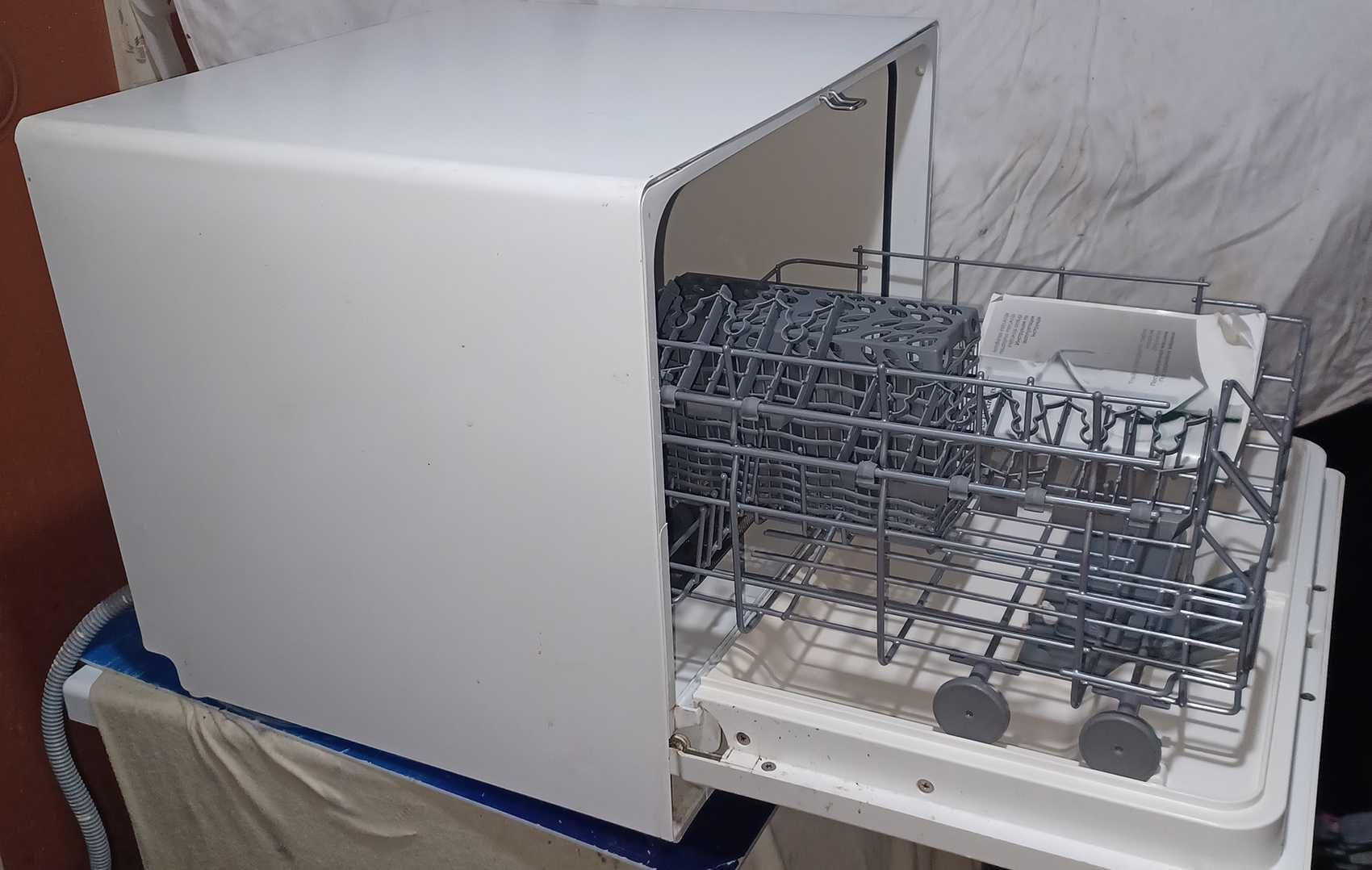 Zmywarka Electrolux na blatowa mała