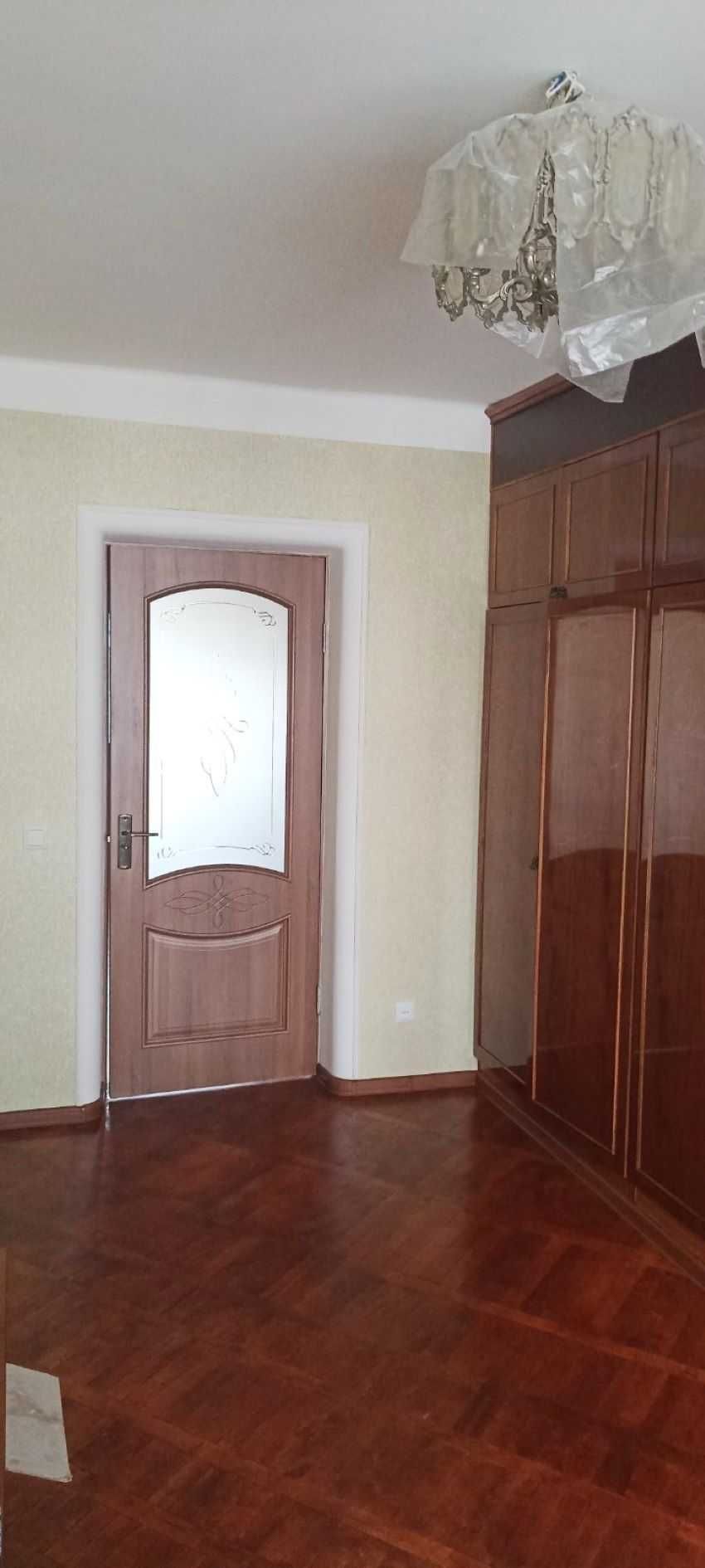 Продам 2 комнатную квартиру со свежим ремонтом на Ветряных горах