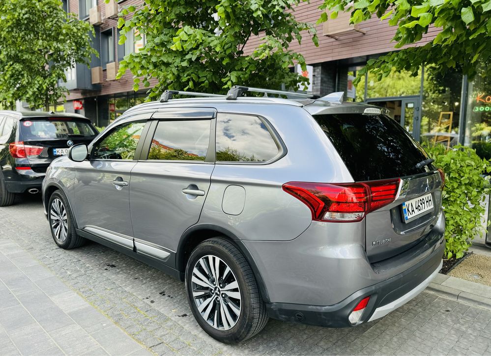 Mitsubishi Outlander 2017, 3.0 AWD, ГБО