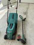 Corta-relvas elétrico 1200w 32cm Bosch Arm 32 + Aparador EasyGrassCut