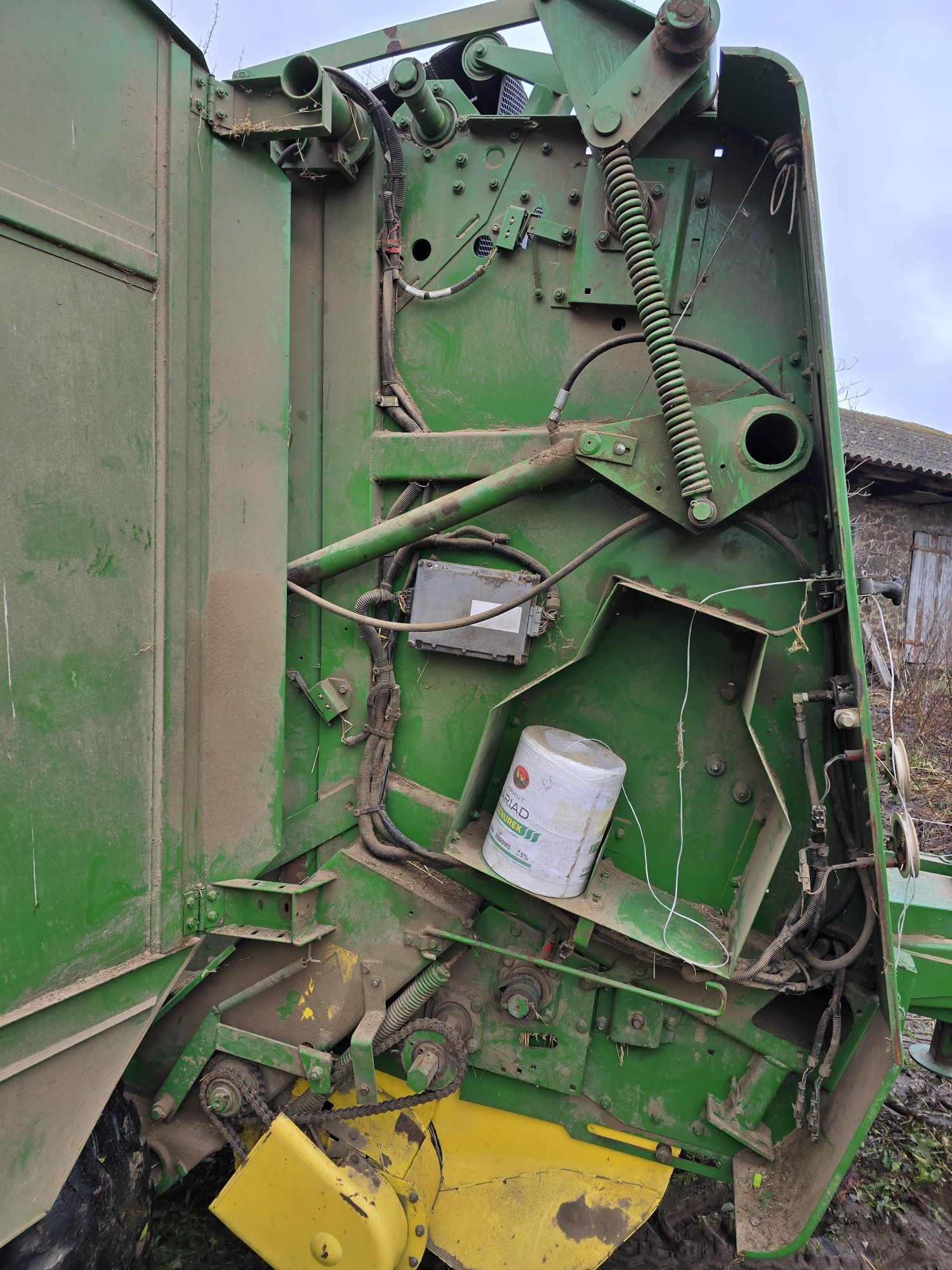Prasa rolująca John Deere 580