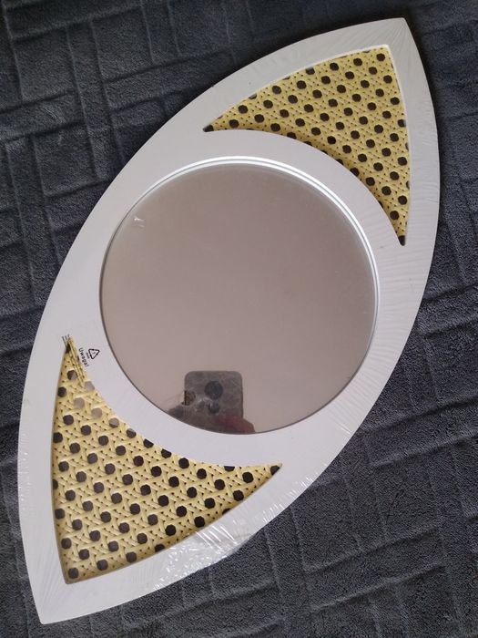Lustro ścienne rattan oko