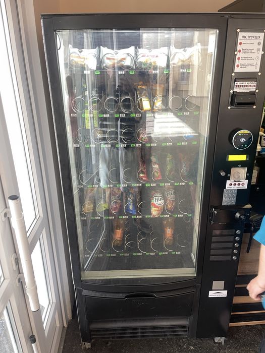 Снековий торговий автомат Necta Sfera H-1.8