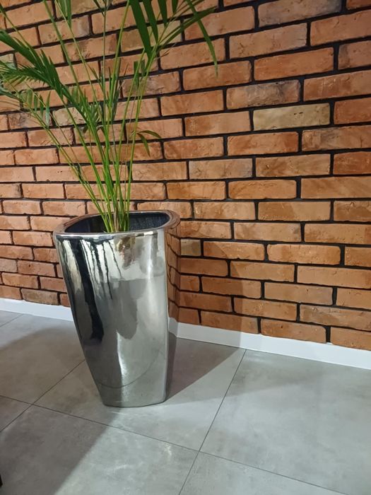 Duża donica w kolorze chrom