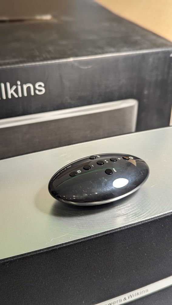 Hi-Fi преміальна акустика Bowers Wilkins A5 тільки IOS Mac Os Air Play