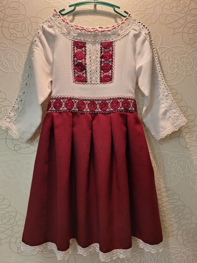 Дівчинка 110-128