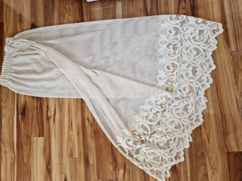 Firanka okienna krótka