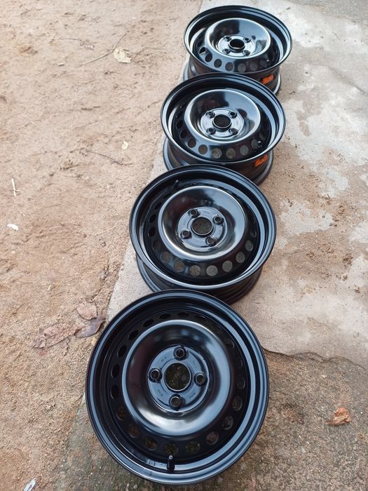 Nowe felgi 14" 4x100 Hyundai i10 i20 Kia Rio et47 5,5j oc54,1 TPMS