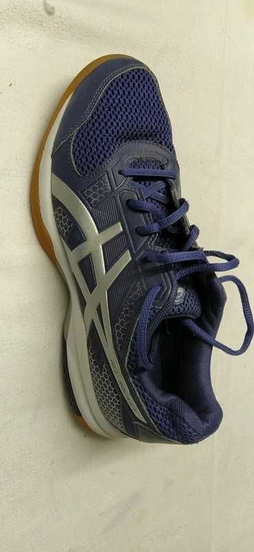 Ténis ASICS Tiger Nº 39 como novos