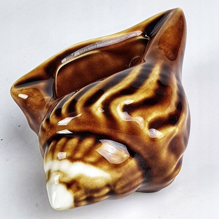 Muszla Piękna Chińska Popielniczka