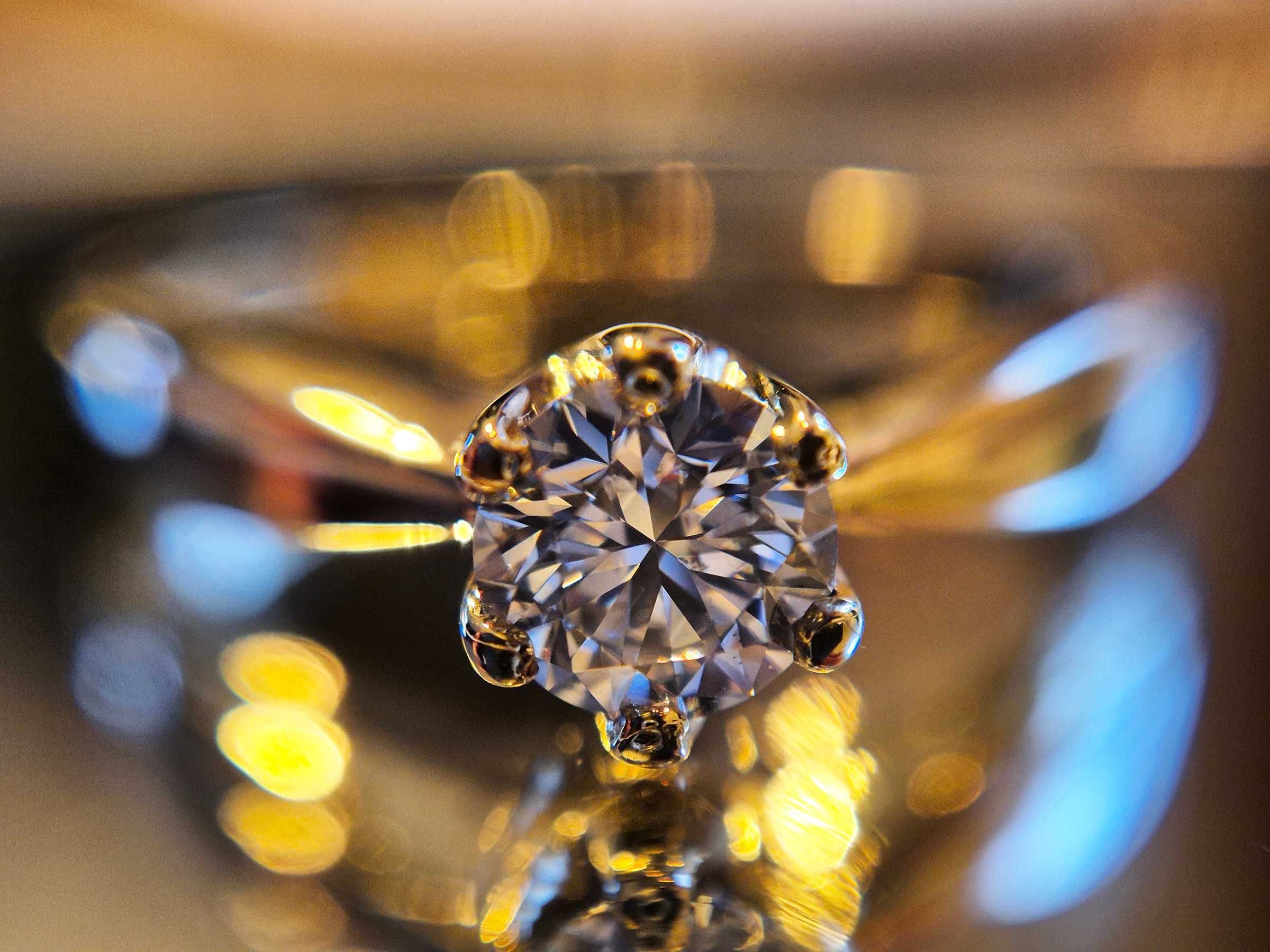 Pierścionek zaręczynowy z brylantem 0,45 ct