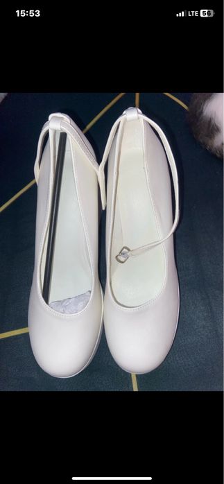 Sprzedam sukienke i buty