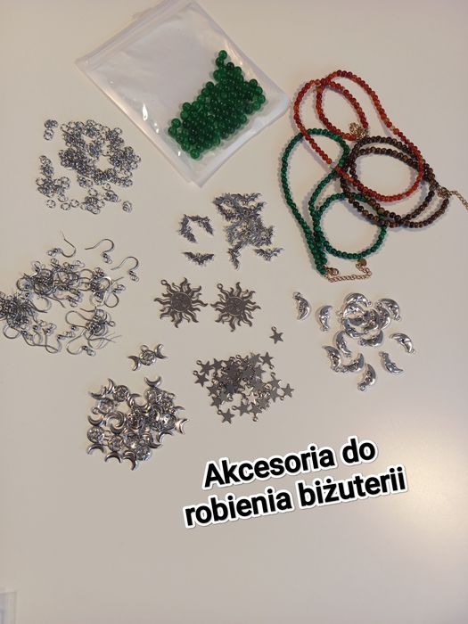Zestaw akcesoria do tworzenia biżuterii /Półfabrykaty, zawieszki