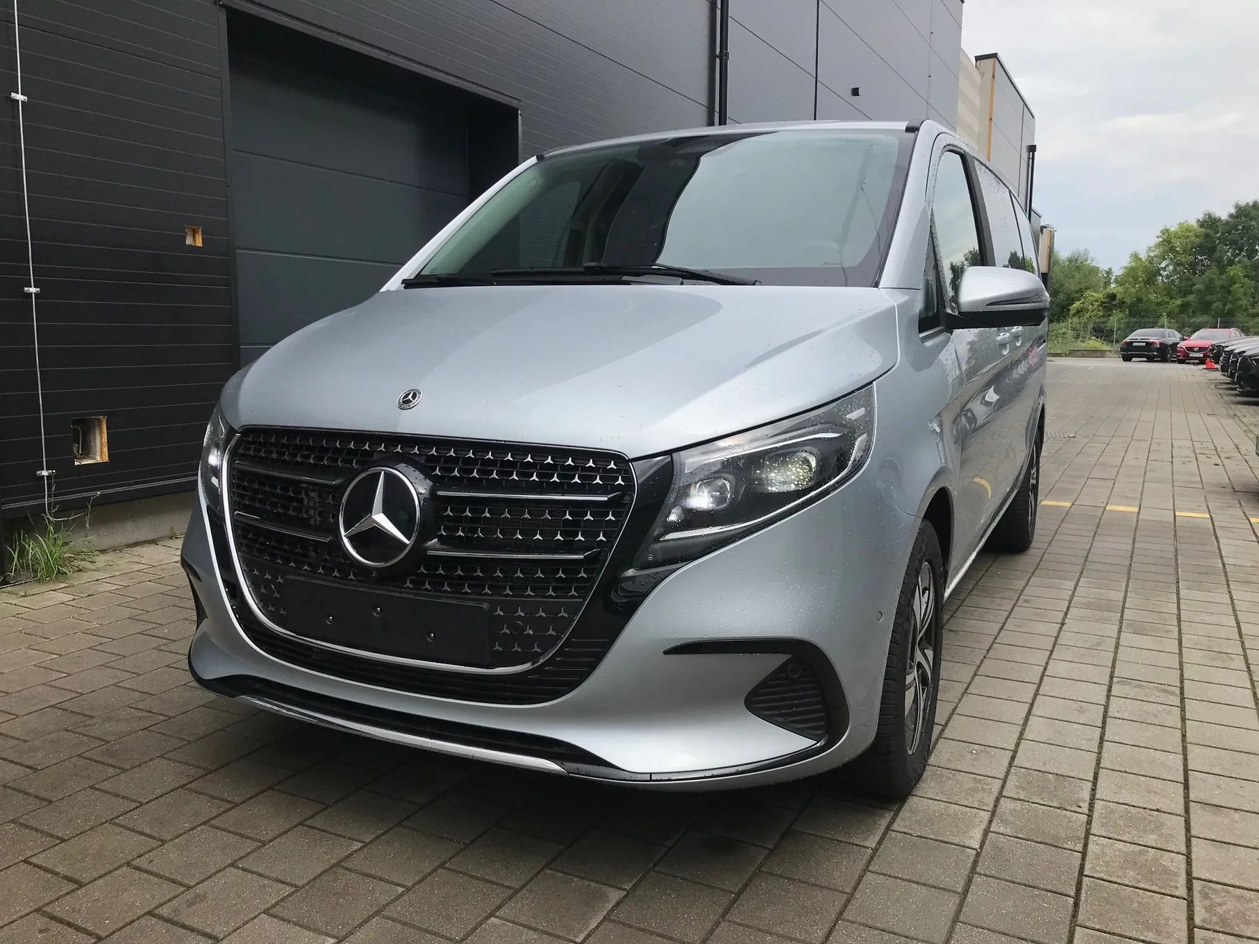 Mercedes-Benz Klasa V Dostępny od ręki, leasing 102.9%, 7 osób