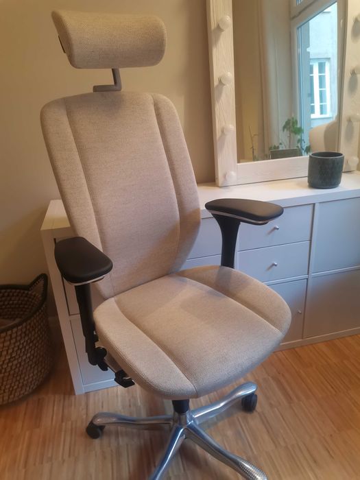 Fotel Kinnarps 9000 wersja XXL