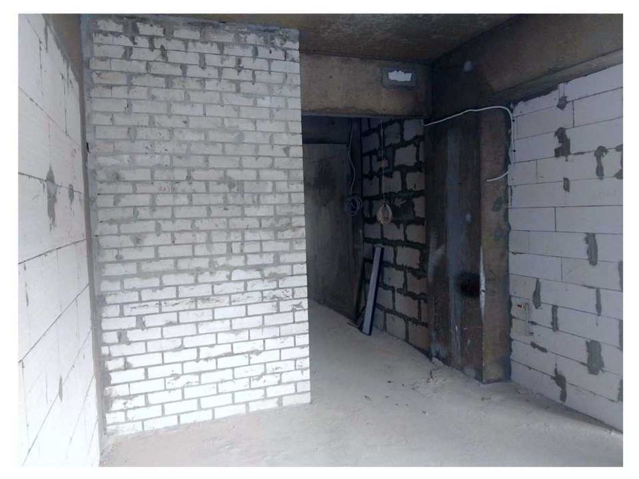 Продаж приміщення 57 м.кв. на вул. Сєдова,4