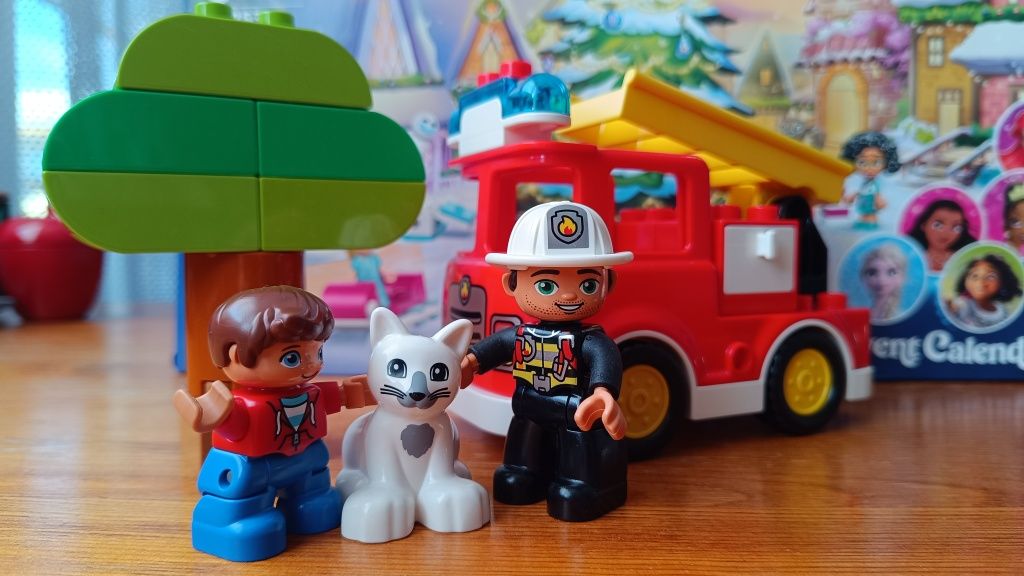 Wóz strażacki LEGO Duplo 10901