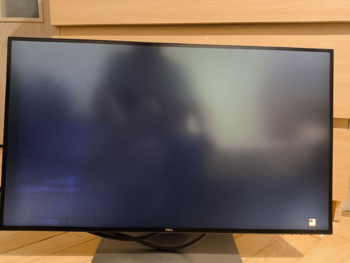 Monitor Dell U2718Q