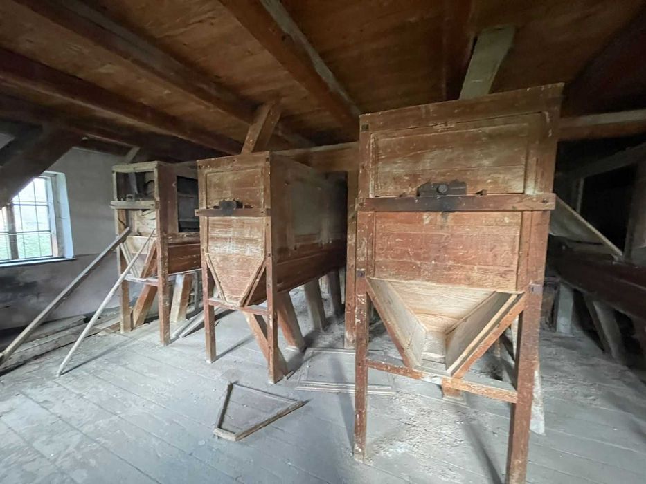 Продається старий автентичний  млин 10 км до кордону