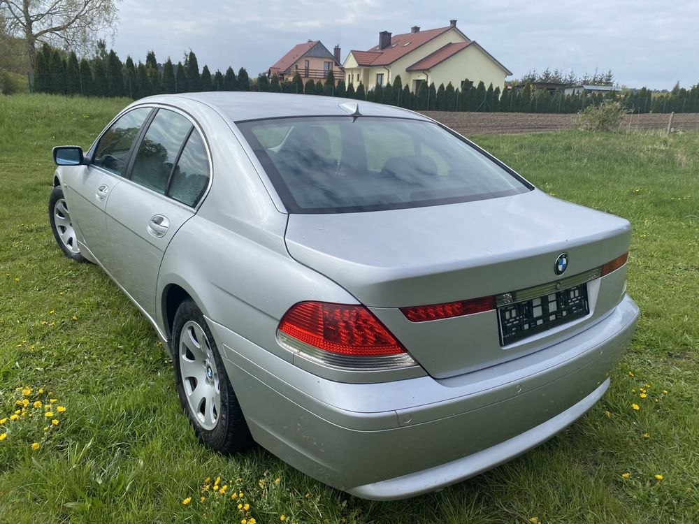 Bmw 735 i Bez wypadkowa przebieg 180 000 km