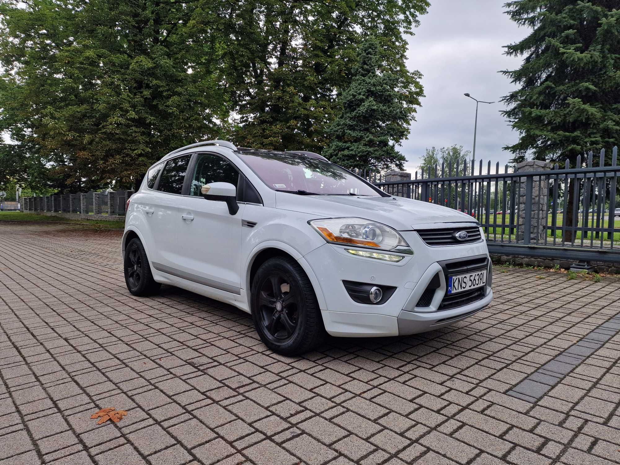 Ford KUGA Titanium*2.0 TDCi*140 PS*Panorama*Klima