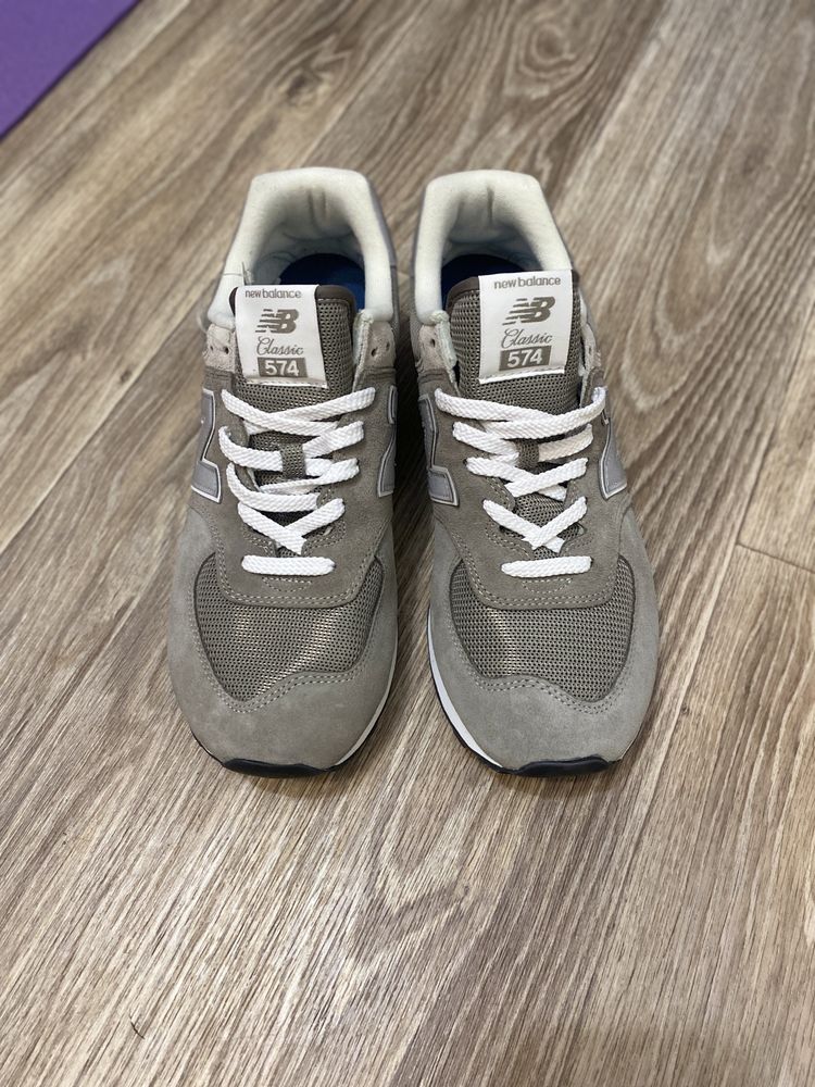 Продаю чоловічі кросівки New Balance, Classic 574