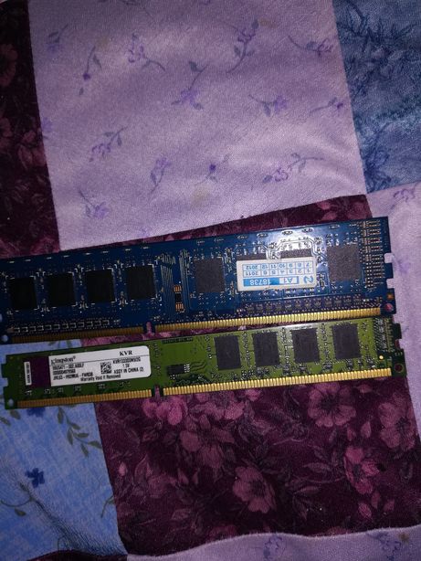 Продам оперативная память Kingston 2GB DDR3