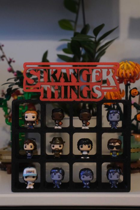 Półka - Stranger Things - Kinder Joy Mini Pop Figurki