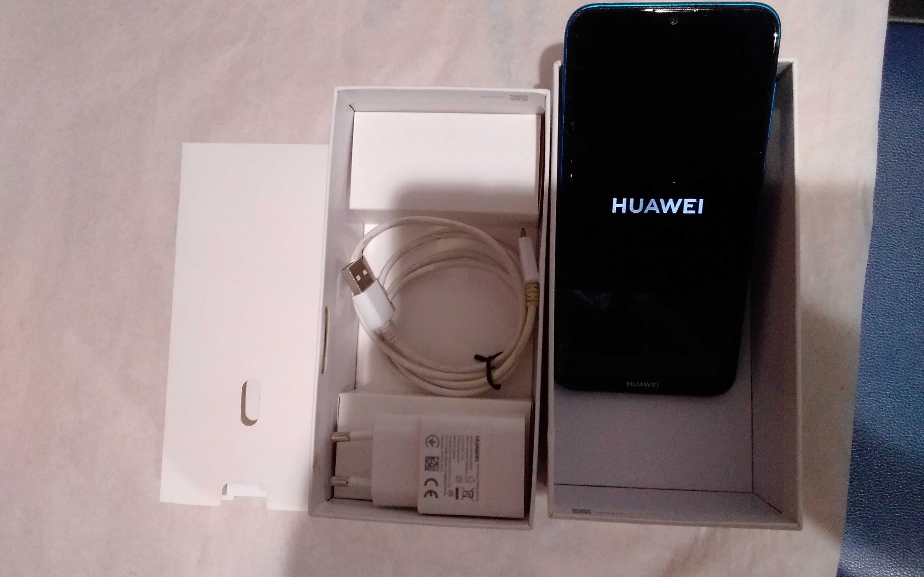 Smartphone Huawei  Y7 Pro (ecrã rachado)