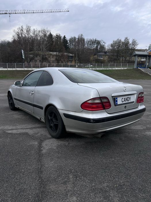 Продам Mercedes CLK 200 W208
