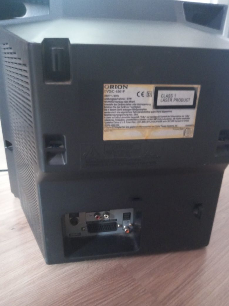 Telewizory 14 z DVD