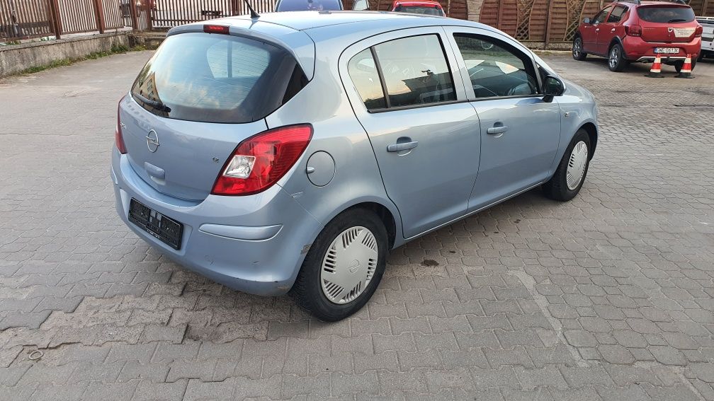 Opel Corsa 1.2 benzyna