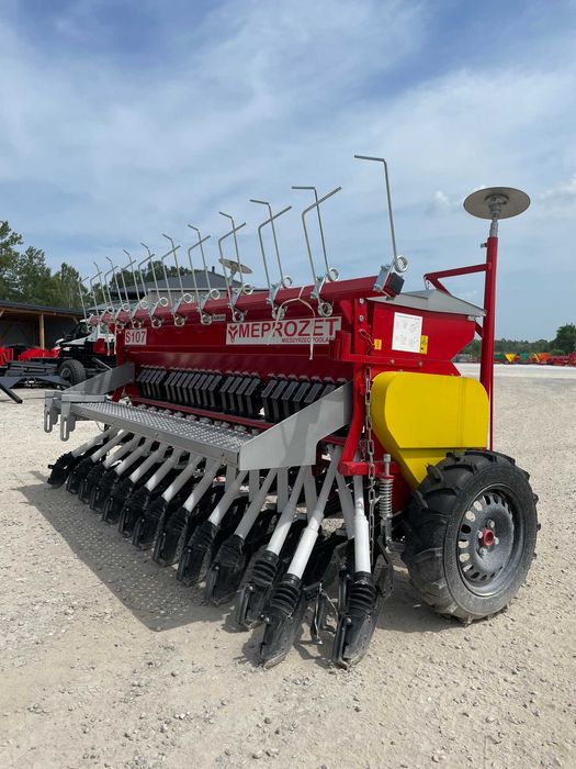 Siewnik zbożowy s107+znaczniki hydrauliczne+pomost - dowóz cała PL