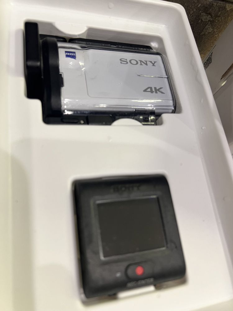 Екшн камера 4K Sony FDR-X3000R