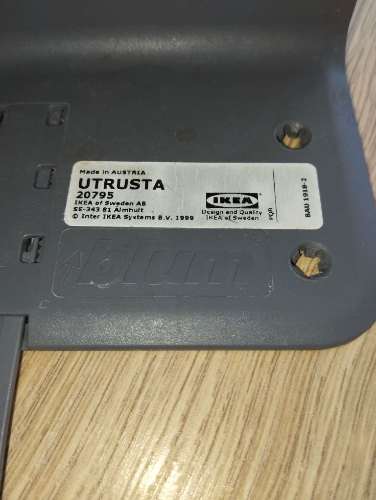 Otwieracz elektryczny BLUM napęd do szuflad UTRUSTA