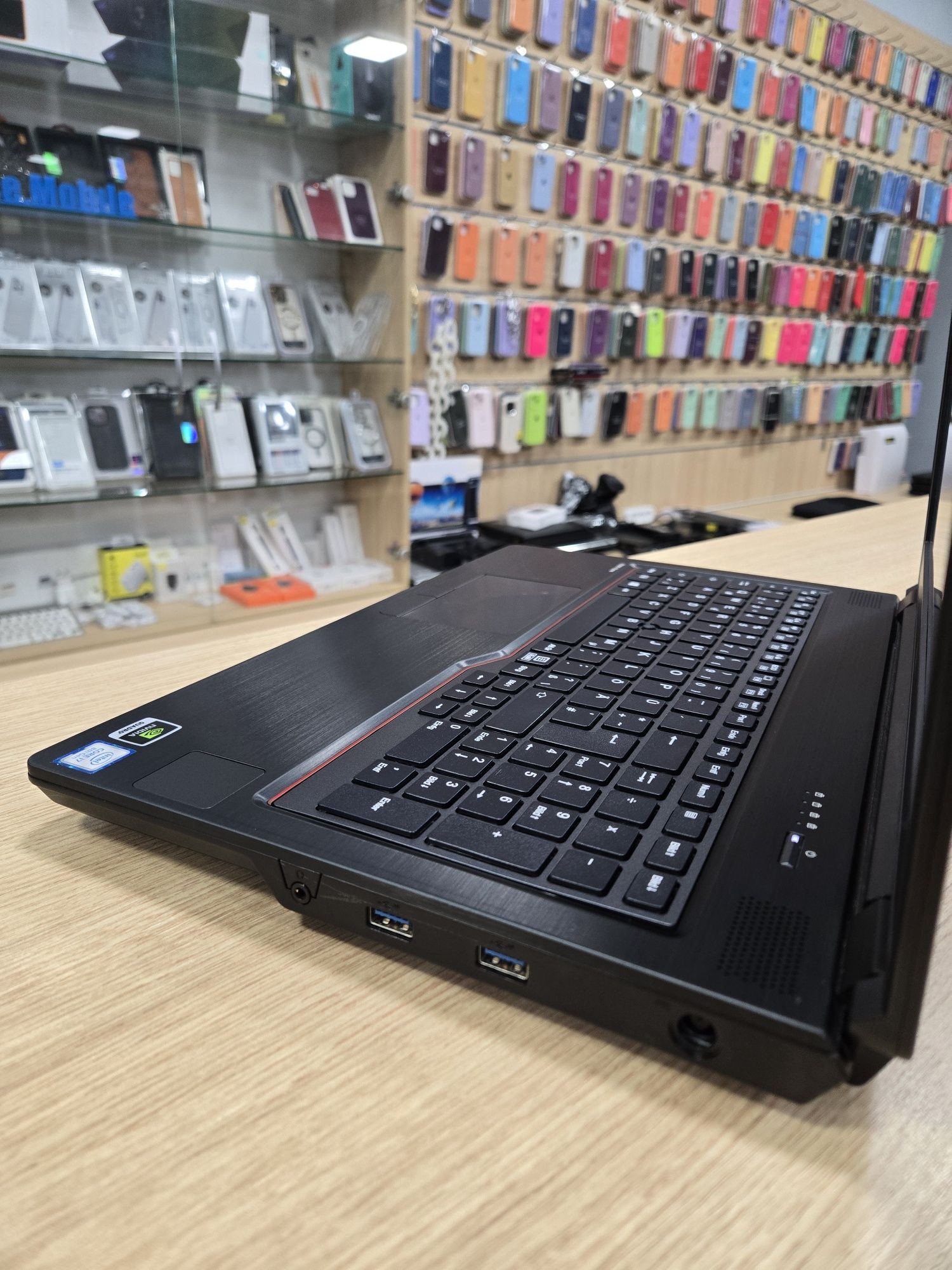 Потужний ноутбук core i7+NVIDIA 4Gb+16ОЗУ+512SSD/Гарантия