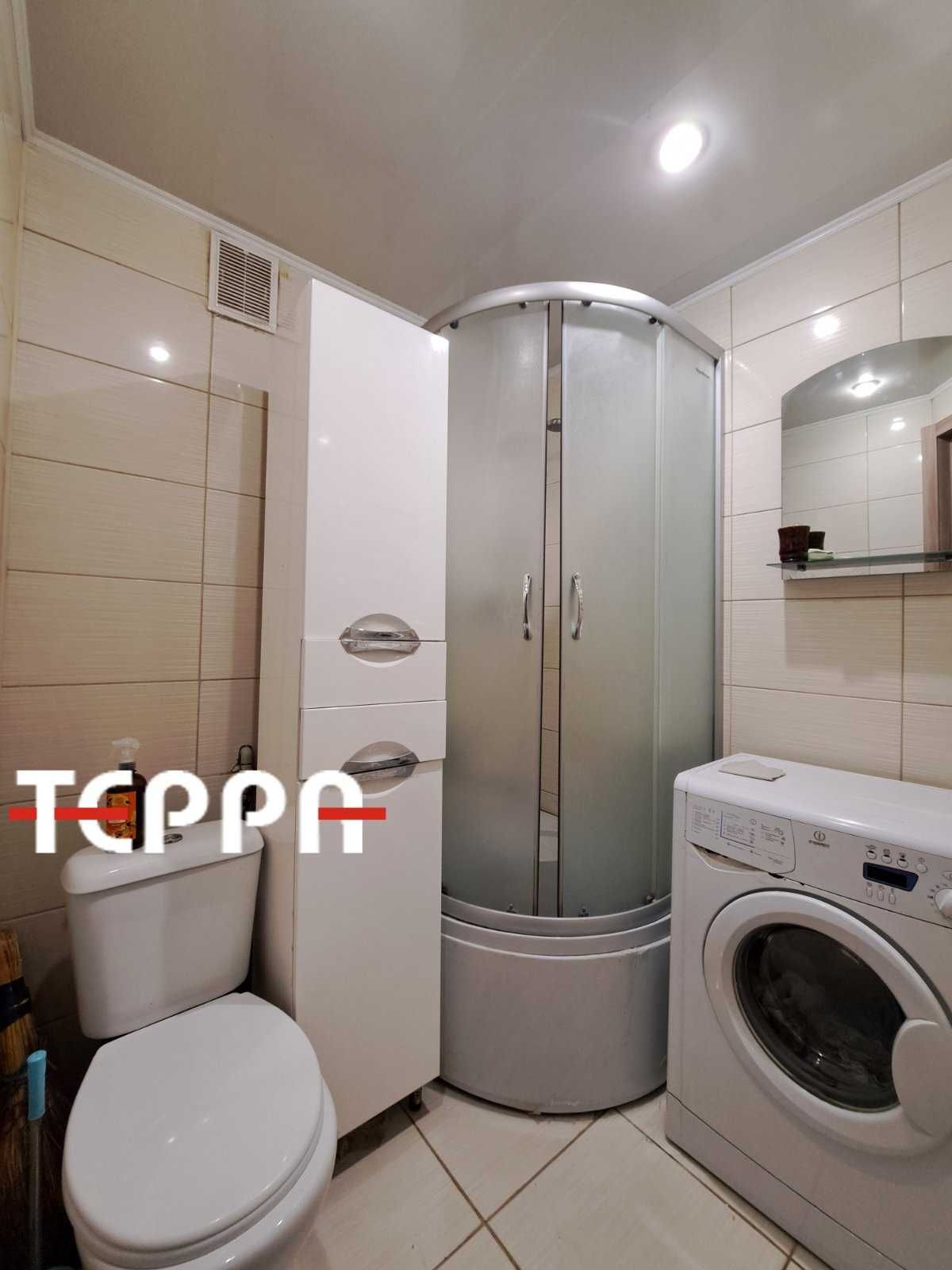 Продаж затишної 2-кімнатної квартири біля пл. Фестивальна